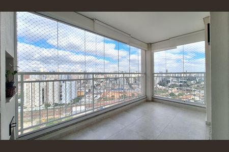 Apartamento à venda com 65m², 2 quartos e 2 vagas Apartamento à venda com 65m², 2 quartos e 2 vagasVaranda