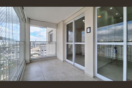 Apartamento à venda com 65m², 2 quartos e 2 vagas Apartamento à venda com 65m², 2 quartos e 2 vagasVaranda
