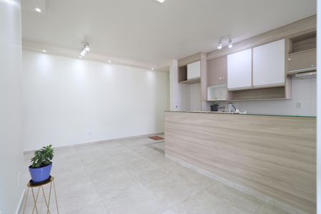 Apartamento à venda com 65m², 2 quartos e 2 vagasSala