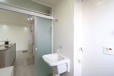 Apartamento à venda com 65m², 2 quartos e 2 vagasCozinha e Área de Serviço