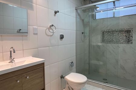 Apartamento para alugar com 86m², 2 quartos e 1 vaga Apartamento para alugar com 86m², 2 quartos e 1 vagaBanheiro