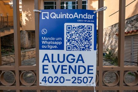 Casa para alugar com 371m², 3 quartos e 4 vagas Casa para alugar com 371m², 3 quartos e 4 vagasPlaca