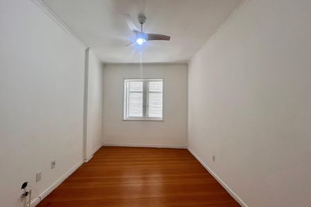 Sala  de apartamento à venda com 1 quarto, 34m² em Leme, Rio de Janeiro