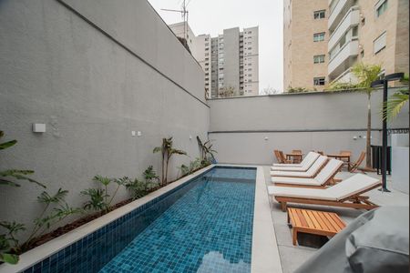 Studio à venda com 27m², 1 quarto e sem vagaÁrea comum - Piscina