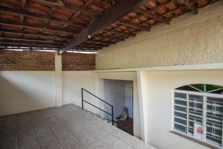Casa para alugar com 70m², 2 quartos e 1 vagaGaragem