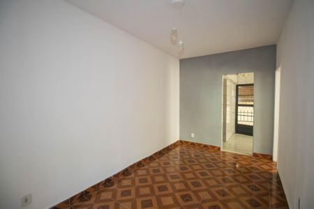 Sala de casa para alugar com 2 quartos, 70m² em Nova Cidade, São Gonçalo