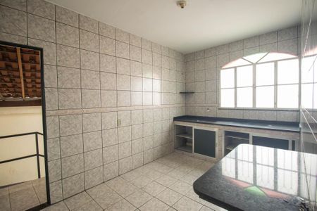 Casa para alugar com 70m², 2 quartos e 1 vagaCozinha