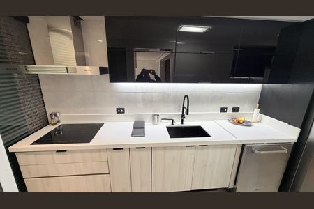 Apartamento à venda com 114m², 4 quartos e 2 vagas Apartamento à venda com 114m², 4 quartos e 2 vagasCozinha