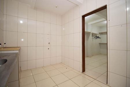 Casa para alugar com 50m², 2 quartos e 1 vaga Casa para alugar com 50m², 2 quartos e 1 vagaCozinha e Área de Serviço