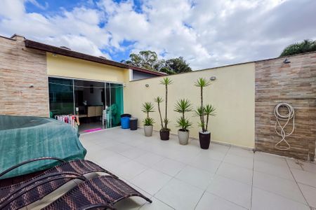 Apartamento à venda com 100m², 2 quartos e 2 vagas
