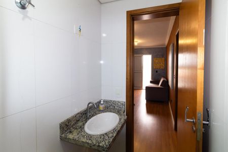 Apartamento para alugar com 61m², 2 quartos e 1 vaga Apartamento para alugar com 61m², 2 quartos e 1 vagaBanheiro