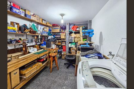 Casa à venda com 137m², 4 quartos e 1 vaga Casa à venda com 137m², 4 quartos e 1 vagaÁrea de Serviço