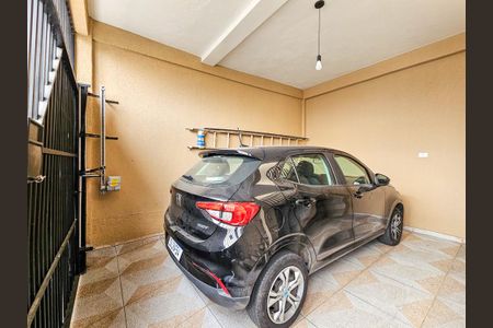 Casa à venda com 137m², 4 quartos e 1 vaga Casa à venda com 137m², 4 quartos e 1 vagaGaragem