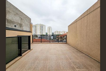 Casa à venda com 137m², 4 quartos e 1 vaga Casa à venda com 137m², 4 quartos e 1 vagaVaranda