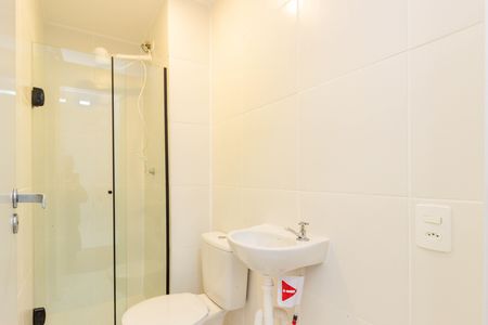 Apartamento para alugar com 32m², 2 quartos e sem vaga Apartamento para alugar com 32m², 2 quartos e sem vagaBanheiro social