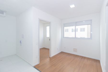 Sala de apartamento para alugar com 2 quartos, 32m² em Brasilândia, São Paulo