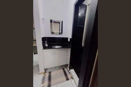 Banheiro de apartamento à venda com 2 quartos, 40m² em Tres Barras, Contagem