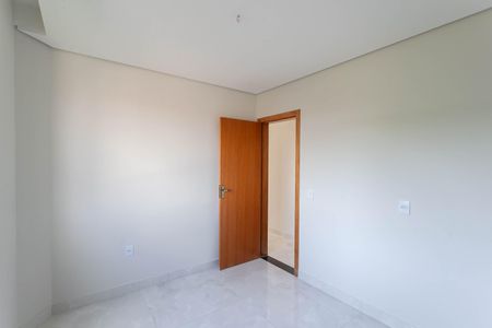 Casa de condomínio à venda com 127m², 2 quartos e 1 vaga Casa de condomínio à venda com 127m², 2 quartos e 1 vagaQuarto