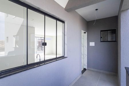 Casa de condomínio à venda com 127m², 2 quartos e 1 vaga Casa de condomínio à venda com 127m², 2 quartos e 1 vagaÁrea de serviço