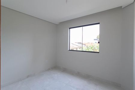 Casa de condomínio à venda com 155m², 2 quartos e 1 vagaQuarto