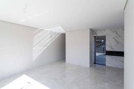 Casa de condomínio à venda com 155m², 2 quartos e 1 vagaSala/Cozinha