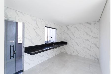 Sala/Cozinha de casa de condomínio à venda com 2 quartos, 155m² em Nacional, Contagem