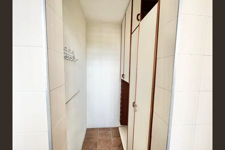 Apartamento à venda com 80m², 2 quartos e sem vaga Apartamento à venda com 80m², 2 quartos e sem vagaDespensa