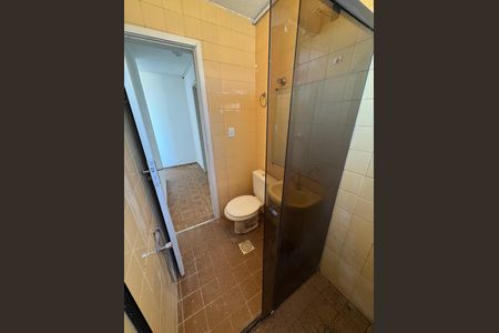 Apartamento à venda com 63m², 2 quartos e 1 vaga Apartamento à venda com 63m², 2 quartos e 1 vagaBanheiro