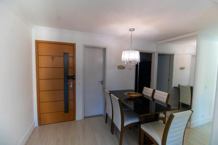 Sala de apartamento à venda com 3 quartos, 100m² em Cubango, Niterói