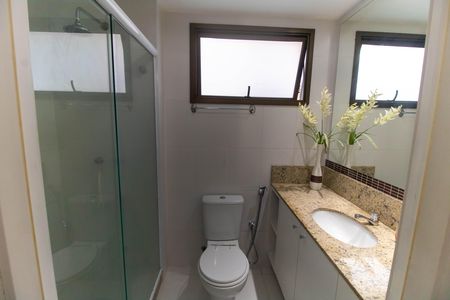 Apartamento à venda com 100m², 3 quartos e 1 vagaBanheiro da Suíte