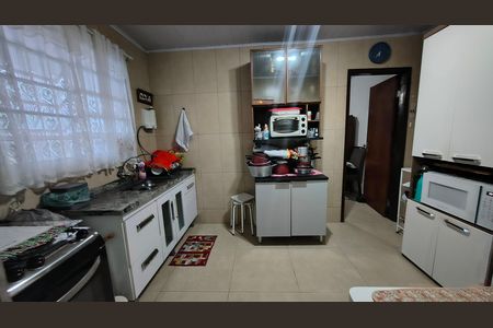 Casa à venda com 256m², 4 quartos e 3 vagas Casa à venda com 256m², 4 quartos e 3 vagasCozinha