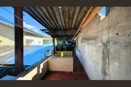 Casa à venda com 256m², 4 quartos e 3 vagas Casa à venda com 256m², 4 quartos e 3 vagasÁrea de Serviço