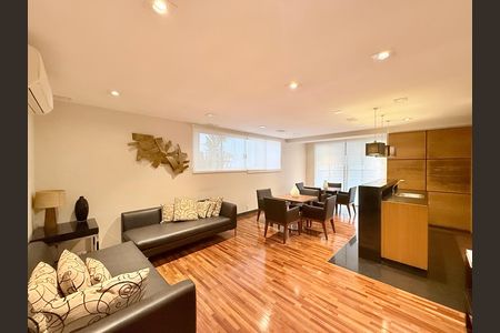 Apartamento para alugar com 74m², 2 quartos e 2 vagas Apartamento para alugar com 74m², 2 quartos e 2 vagasSalão de Festas