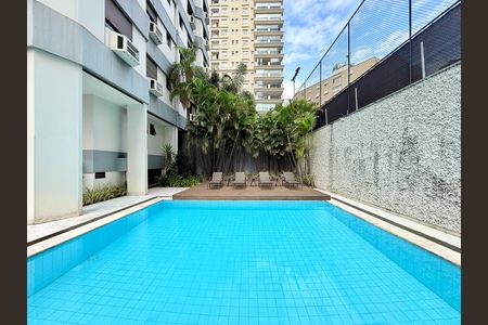Apartamento para alugar com 74m², 2 quartos e 2 vagas Apartamento para alugar com 74m², 2 quartos e 2 vagasPiscina