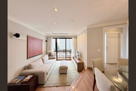 Sala de apartamento para alugar com 2 quartos, 74m² em Itaim Bibi, São Paulo