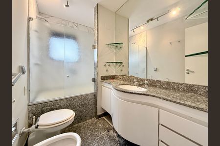 Apartamento para alugar com 74m², 2 quartos e 2 vagas Apartamento para alugar com 74m², 2 quartos e 2 vagasBanheiro Suíte