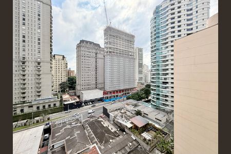 Apartamento para alugar com 74m², 2 quartos e 2 vagas Apartamento para alugar com 74m², 2 quartos e 2 vagasVista