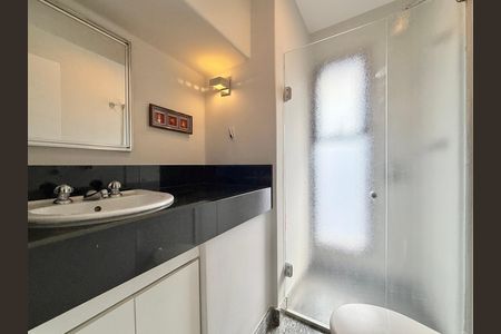 Apartamento para alugar com 74m², 2 quartos e 2 vagas Apartamento para alugar com 74m², 2 quartos e 2 vagasBanheiro Social