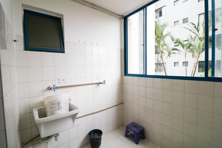 Área de Serviço de apartamento para alugar com 3 quartos, 63m² em Jardim Neide, São Paulo