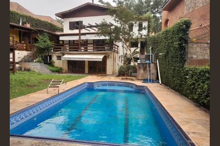 Casa à venda com 5 quartos, 750m² em Rolinópolis, São Paulo