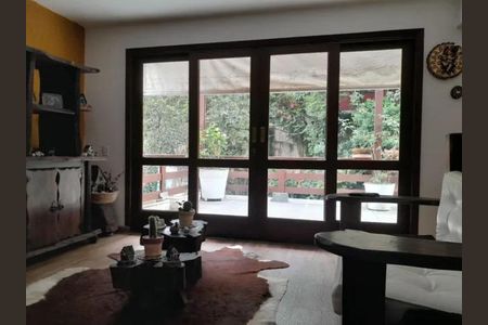 Casa à venda com 5 quartos, 750m² em Rolinópolis, São Paulo