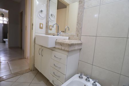 Apartamento para alugar com 122m², 4 quartos e 2 vagasBanheiro da Suíte
