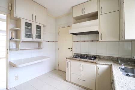 Apartamento para alugar com 122m², 4 quartos e 2 vagasCozinha