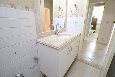 Apartamento para alugar com 122m², 4 quartos e 2 vagasBanheiro Social