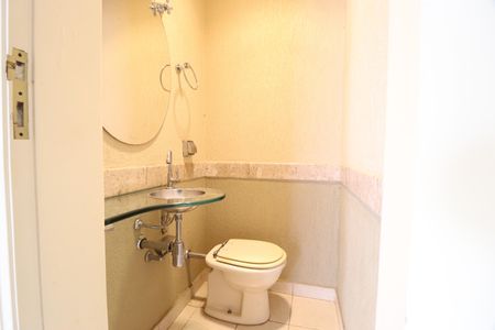 Apartamento para alugar com 122m², 4 quartos e 2 vagasLavabo