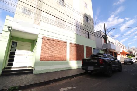 Fachada de apartamento para alugar com 4 quartos, 122m² em Saraiva, Uberlândia
