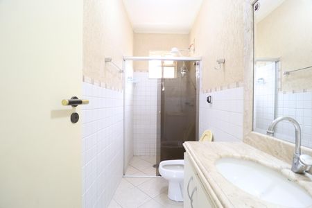 Banheiro Social de apartamento para alugar com 4 quartos, 122m² em Saraiva, Uberlândia