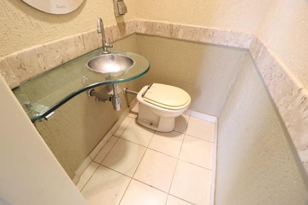 Apartamento para alugar com 122m², 4 quartos e 2 vagasLavabo