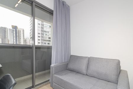 Sala de apartamento para alugar com 1 quarto, 25m² em Vila Nova Conceição, São Paulo