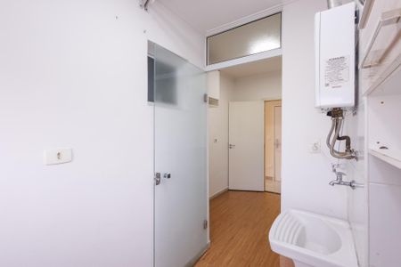 Apartamento para alugar com 82m², 3 quartos e 2 vagas Apartamento para alugar com 82m², 3 quartos e 2 vagasÁrea de Serviço